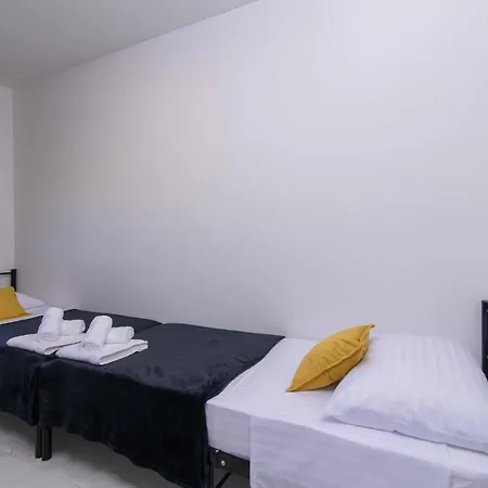 Apartament Batinic *